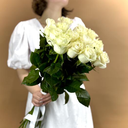 Букет из пятнадцати роз сорта Мондиаль Арт.046