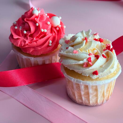 Капкейки 2 штуки розовый с белым