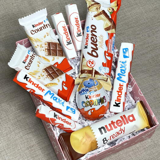 Подарочный набор киндер в розовой коробке