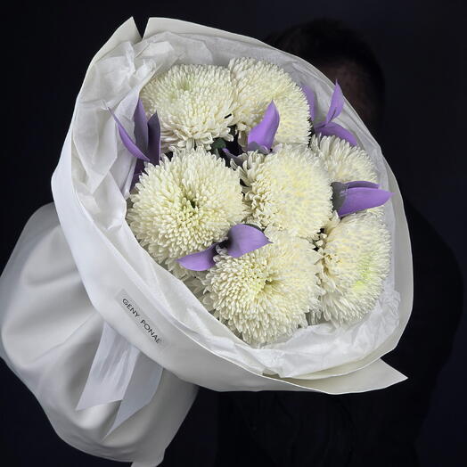 Авторский букет "Зефир " с хризантемой