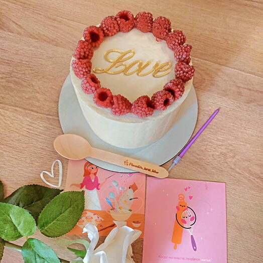 Торт-мороженое ЛЮБЛЮ девушке, любимой, с топпером на выбор