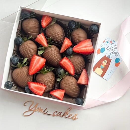 ХИТ! Клубника в шоколаде Berry mix (9-12 ягод)