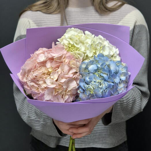 Букет из гортензии