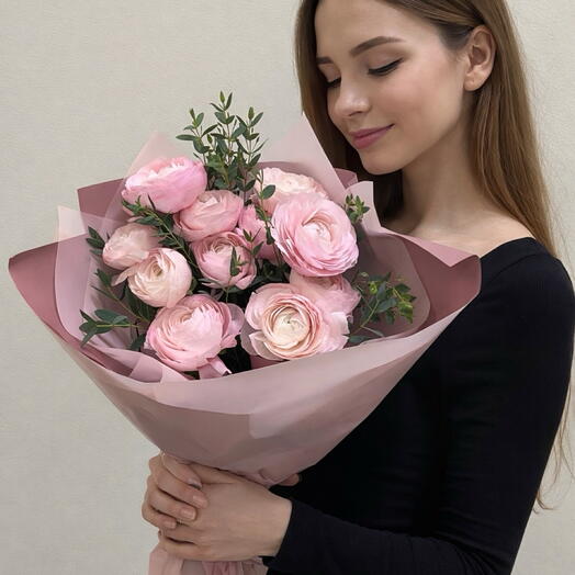 Букет «О как!» из 11 ранункулюсов