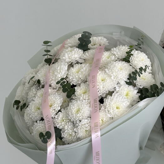 Нежный букет из Хризантем