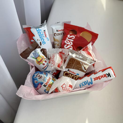 Бенто набор с киндерами сладости в подарок