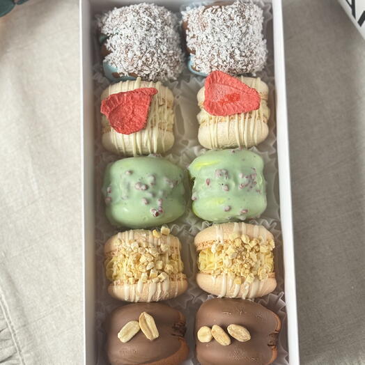 Набор премиум макаронс ассорти вкусов