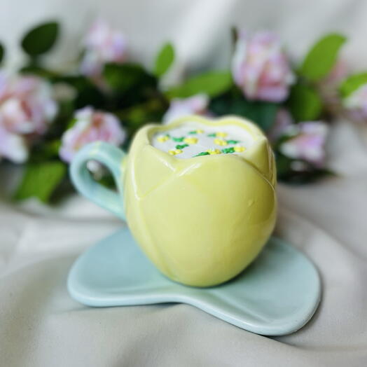 Cake to go в кружке «желтый тюльпан»