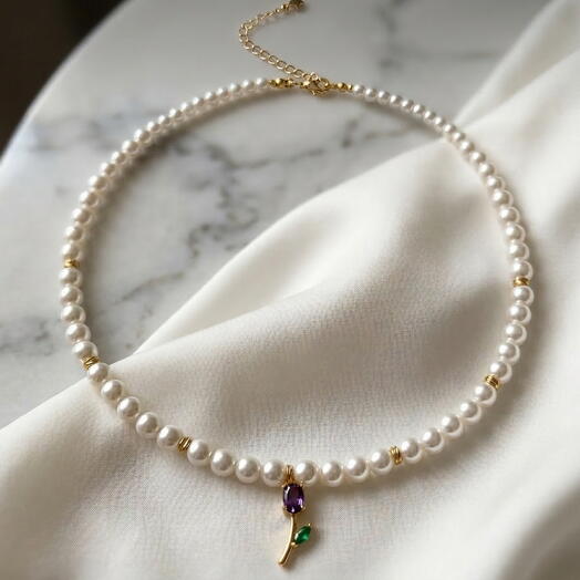 Колье - чокер с подвеской Тюльпан