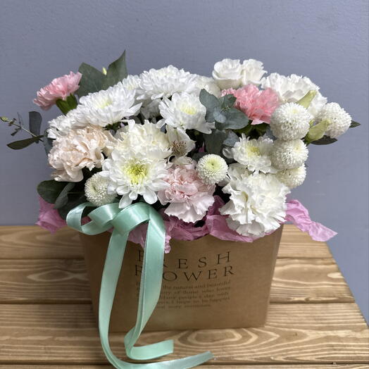 Цветы в корзине для любимой ️🌸