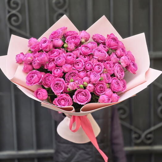 25 кустовых розочек