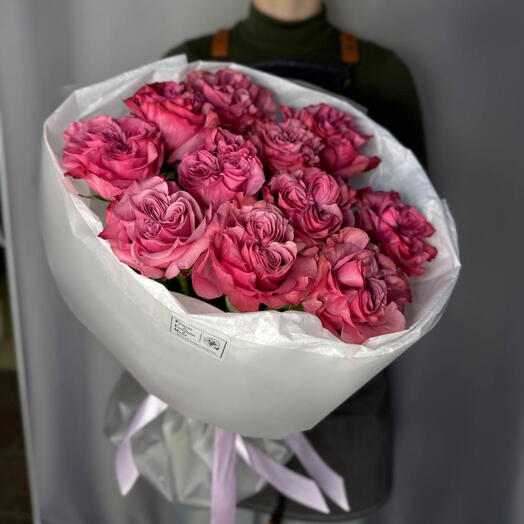 Букет из пионовидных роз