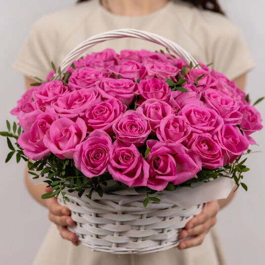 Корзина с розами 51 шт
