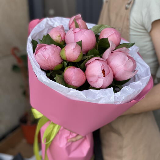 Букет пионов нежно-розовых