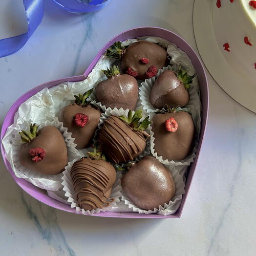 Клубника в шоколаде 9 штук