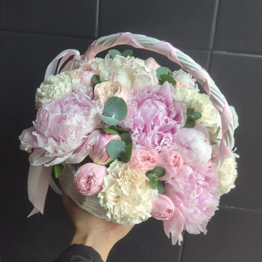 Корзина с пионами Сара Бернар 🎀