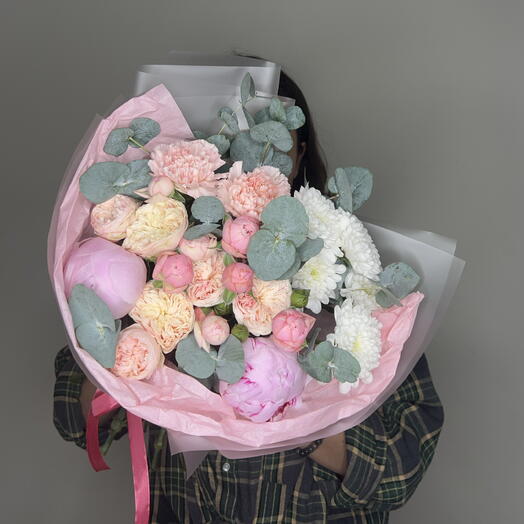 💕Авторский букет с пионами Сара Бернар, кустовой пионовидной розой Royal Blush, диантусами и эвкалиптом
