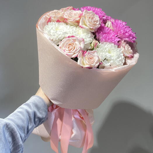 Букет с кустовой розой и хризантемой 🌸💕💐