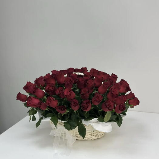 75 роз Красных в корзине ♥️