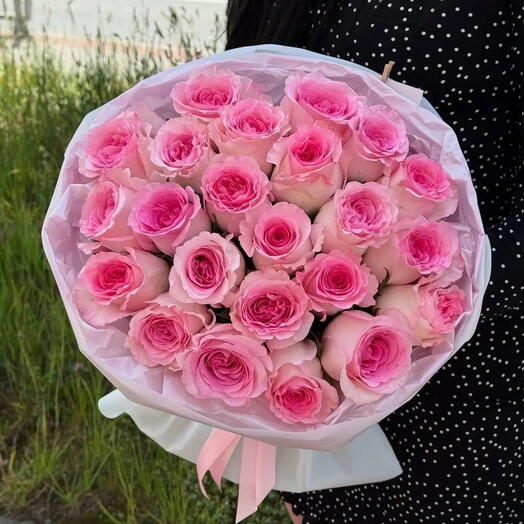 Красивая и нежная моно розочка 🌸