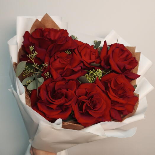 Букетик из ажурных роз