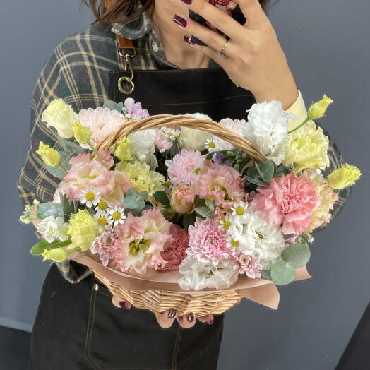 Авторская композиция в корзинке🌸