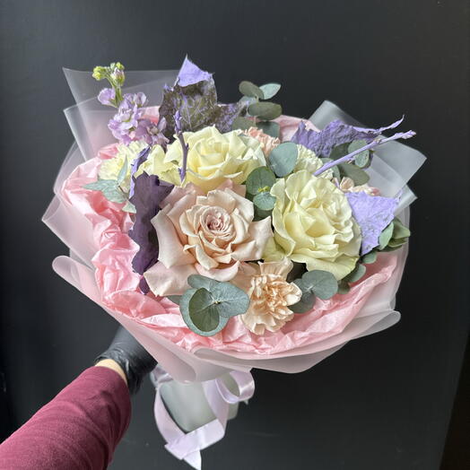 Букет «Лавандовая осень» 💜 с французской розой, листьями дуба, маттиолой и диантусом