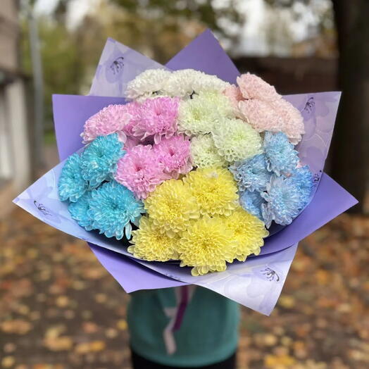 Букет из яркой хризантемы