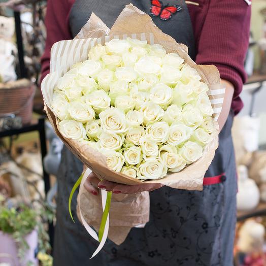 Букет из коротких роз (51 роза)