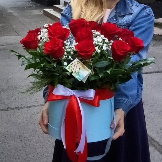 Rosas en una Caja de sombreros