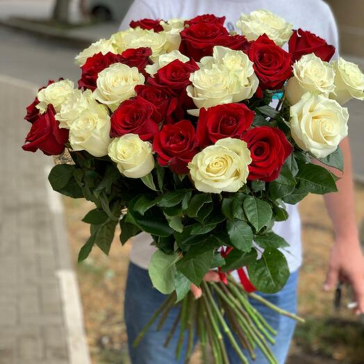 35 роз 60 см