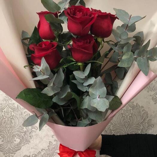 Букет из 5 роз
