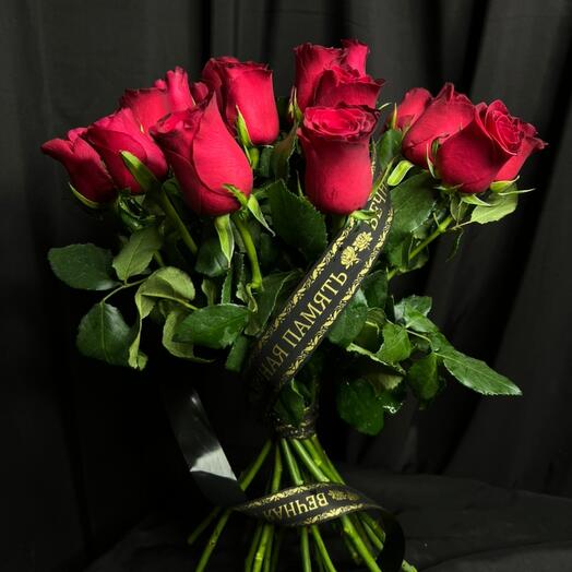 Rosas "memória eterna"