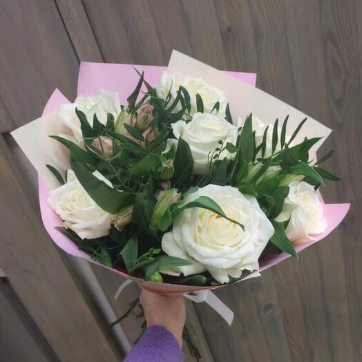 Bouquet with white roses