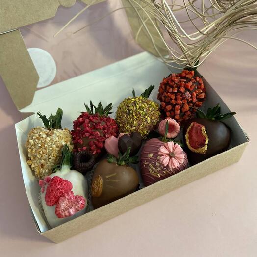 Chocolate-covered strawberries