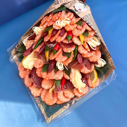 Мужской вкусный колбасный букет из колбас, креветок, сыра, подарок мужчине