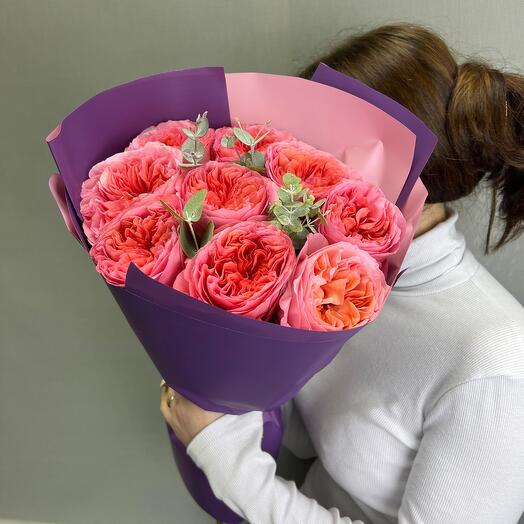 Пионовидные розы Пинк экспрешн с эвкалиптом🌺