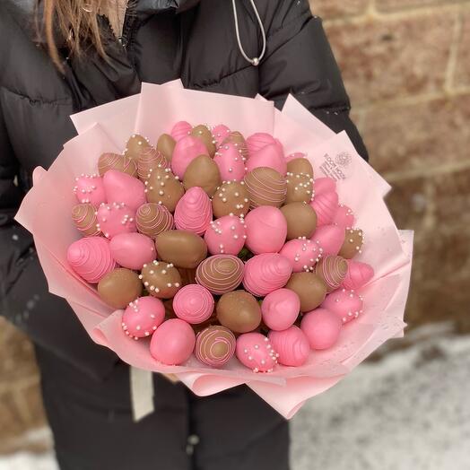 Клубника в шоколаде - букет «Женское счастье»