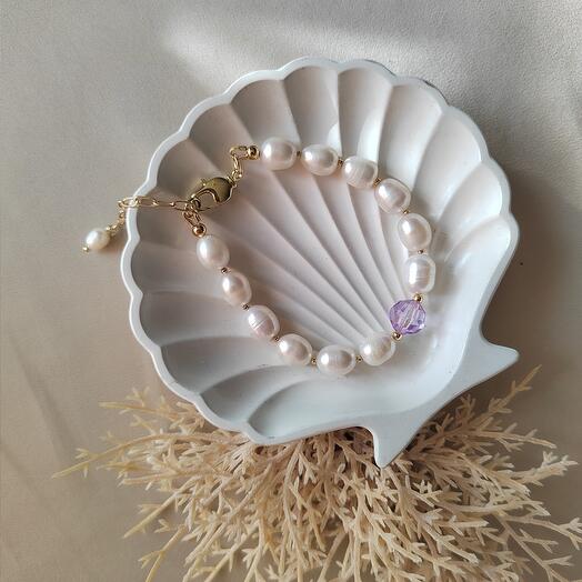 Браслет из белого жемчуга