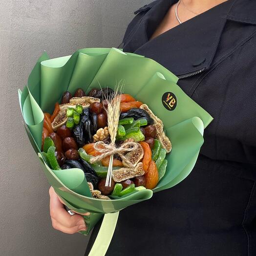 Букет из сухофруктов унисекс