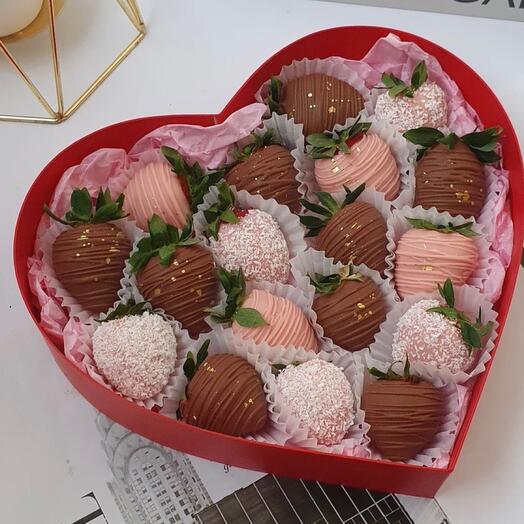 Клубника сердце
