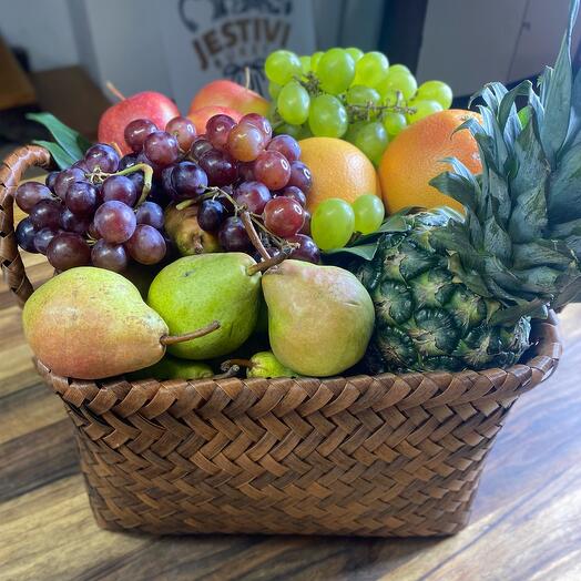 Fruit basket