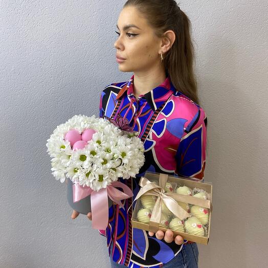 Клубника в шоколаде Белая ночь