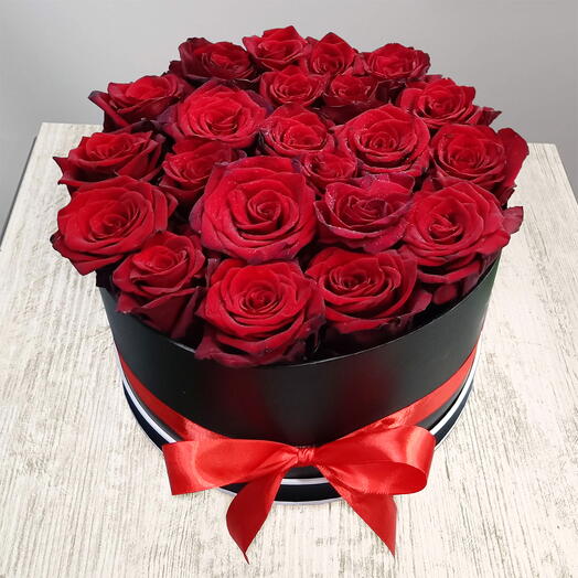21 red roses in a black box