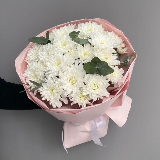 Букет из кустовых хризантем с веточками эвкалипта 🤍🌿