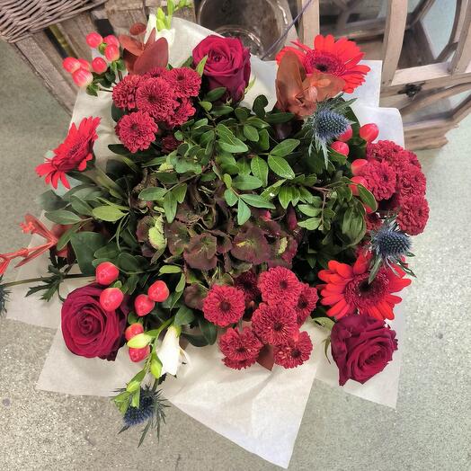 Ruby red bouquet