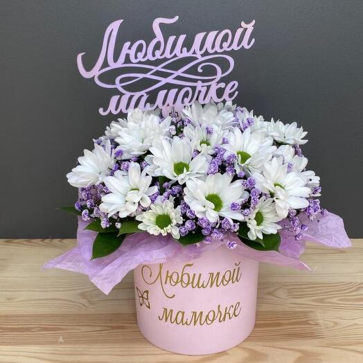 Цветы в коробке к Дню матери