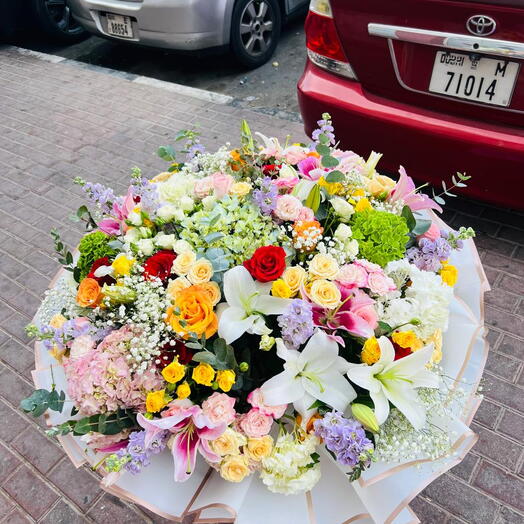 MIX Flowers Hand Bouquet