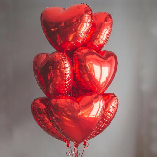 10 red hearts balloons