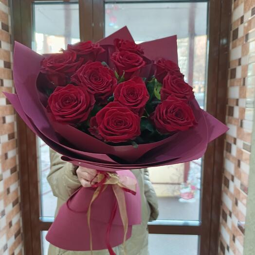 11 rosas rojas